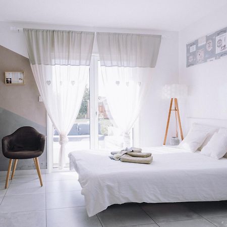 Gite "Le Mesminois" Etablissement Avec Espace Bien-Etre Et Sauna Saint-Mesmin  エクステリア 写真
